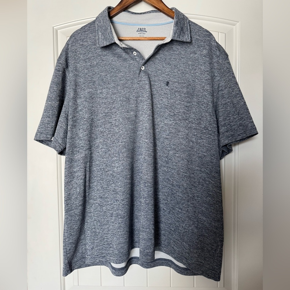 Men’s Izod Saltwater Gray Polo Shirt. Size 2XL.